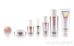 맥(MAC), 라이트풀 C 컬렉션 업그레이드 버전 출시