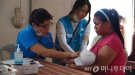 중외학술복지재단, 필리핀에서 의료 봉사활동