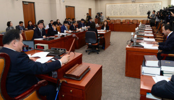 선거구획정안 국회 수정금지 법안, 법사위 통과