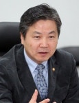 에스제이솔루션대부 | [런치리포트]대부 금리 내려간다
