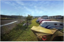 여름 캠핑장 추천, 대부도펜션시티 카라반캠핑장 대세