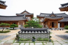 서라벌의 관광 중심지에 피어난 한옥호텔 황남관