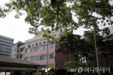 안 팔려도 좋은 책 내자 정도경영 70년 생존한 버팀목