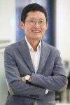 청주 치과의사, 빚 갚듯이 1억원 기부한 이유는?