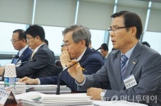 대형정유사 위치한 울산·여수항만공사에 화학물질 방치…관리 사각지대