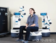 창고관리 위한 가격부담 없는 로봇 개발