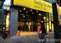 화제의 롯데호텔 L7 명동 미리 가보니