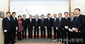 [사진]무역협회, 中 성도지부 신설…현판식 개최