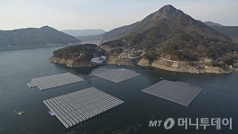 수자원공사, 보령댐 수면에 친환경 태양광 발전소 준공