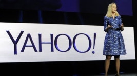 스타보드 야후 이사진 전원 교체해야