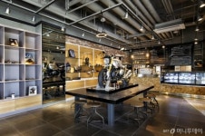 BMW, 이천 프리미엄아울렛에 카페 모토라드 오픈