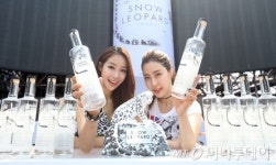[사진]스노우레퍼드와 함께 UMF 2016 즐기세요