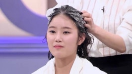 비오는날 쳐지거나 뜨거나…장마철 헤어 관리 TIP