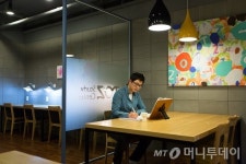 찜통 더위에 쾌적한 독서실·만화방 뜬다