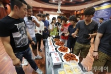 BBQ, PC방에 건강 먹거리…e카페 사업설명회 진행