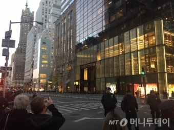 [르포]트럼프 타워 新'셀카' 성지…뉴요커 