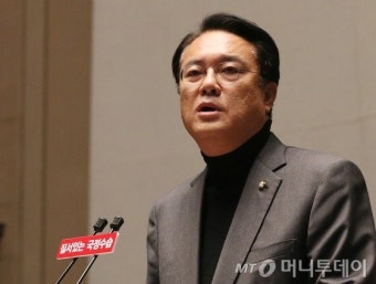 정진석 