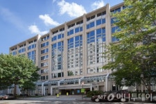 한국證, 美 나사 빌딩 부동산펀드 지점서 1시간만에 완판