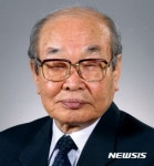 성탄제, 설날아침에 원로시인 김종길 교수 별세