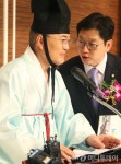 [사진]축사 순서로 난감해진 문재인