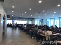 1식권 5식사·무한리필 죽치기…대학생 밥값아끼기 천태만상