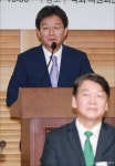 [사진]축사하는 유승민 의원