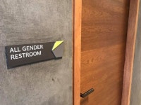 현대카드 성중립 화장실 만든다