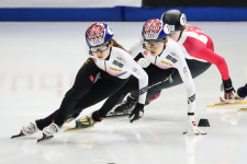 쇼트트랙 최민정, 월드컵 1000m 금메달…심석희 불운