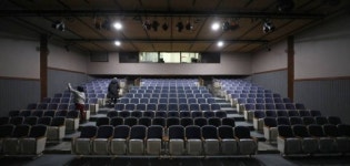 70~80년대 연극의 중심 정동 세실극장 폐관