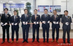신한은행, 인천공항 2터미널 영업점 개점