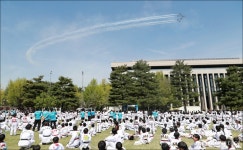 [사진]태권도 세계기록 도전 기원하는 블랙이글스
