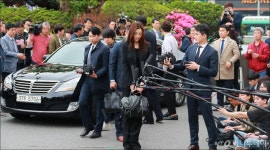 [사진]조현민 경찰 소환...포토라인 앞까지 '의전'
