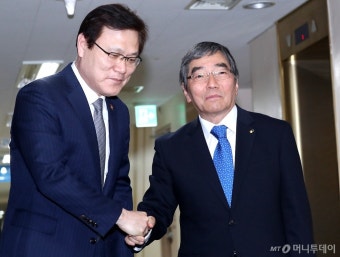 [사진]금융위원장 집무실 방문한 신임 금융감독원장