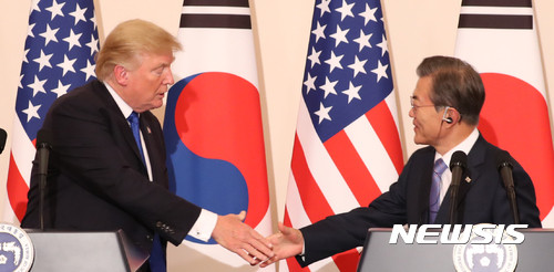 트럼프 대통령, 북한 비핵화를 최우선 목표로 밝히며 결연한 의지 꺾이지 않다.