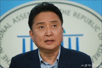 [사진]김영환 '방송토론회 배제 불공정...선거운동 중단할 것'
