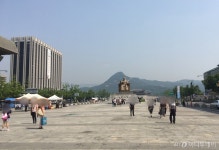 묵념 사이렌 울리자…마이크 테스트인 줄 알았어요