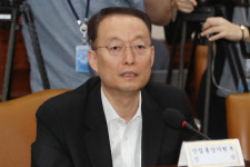 (주)백운엔지니어링(1종) | 백운규 산업장관, 주 52시간 시대 산업 현장 점검