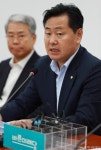 [사진]모두발언하는 김관영 바른미래당 원내대표