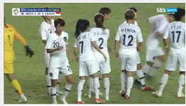 한국 여자축구, 인도네시아에 5대0 앞서 전반전 마쳐 