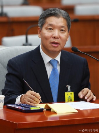 [사진]검증대 오른 이영진 헌법재판관 후보자