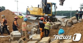 옹벽 또 무너졌다…화성 펜션단지 신축현장 붕괴