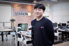 디스에이블드, 발달장애인 예술가 성장을 지원