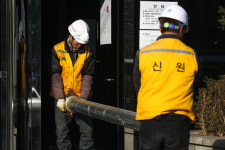 붕괴 위기 대종빌딩 보강공사 시작…1개월 소요 