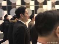 [사진]이재용 삼성전자 부회장, 이인희 한솔 고문 상가 찾아 