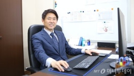 지알GR글로벌토탈 | "임플란트 1위? 글로벌 치과토탈솔루션 기업 목표"