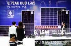 믿을건 기술력뿐..태양광 시장 지키기 나선 한화