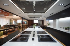 쿠첸, 체험센터 3호점 서래마을점 오픈 