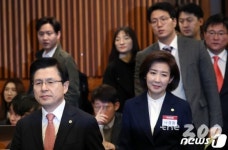 [팩트체크]패스트트랙은 민생법안만 올려야 하나?