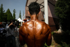 스테로이드 불법 유통 전직 보디빌더 일당 적발