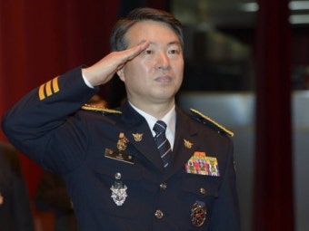 '선거 불법 개입' 강신명 전 경찰청장 검찰 소환